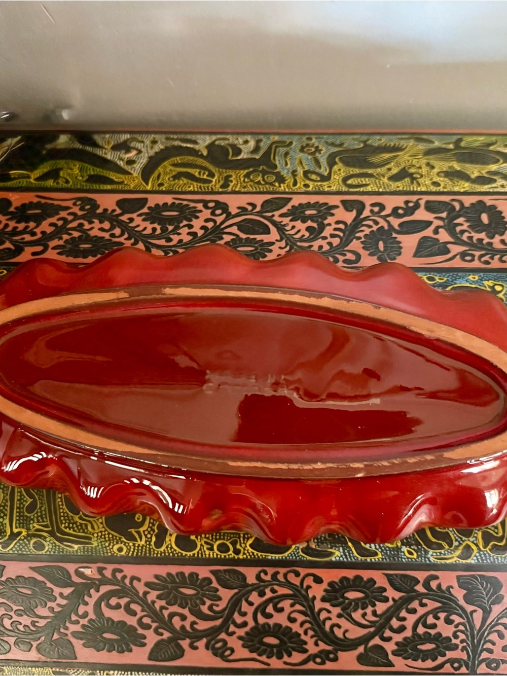 Vintage MCM Canadian Art Pottery Leaf Tray – Fiery Flame Orange Drip Glaze - Picture 3 of 4